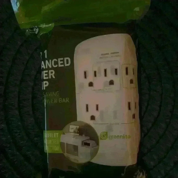 Greenlite Tier1 Advanced Power Strip - Picture 1 of 4
